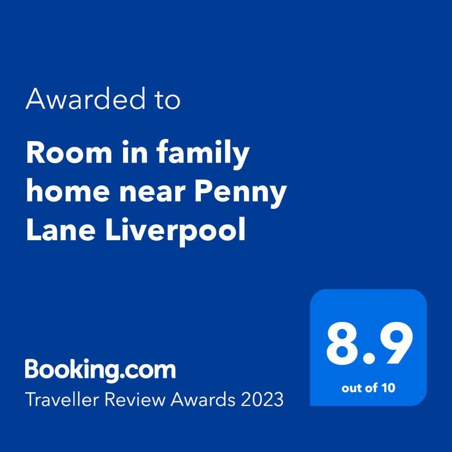 Room In Family Home Near Penny Lane Liverpool Kültér fotó